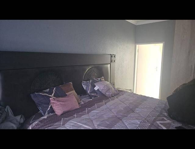 1 BEDROOM TOWNHOUSE FOR SALE IN NORKEM PARK